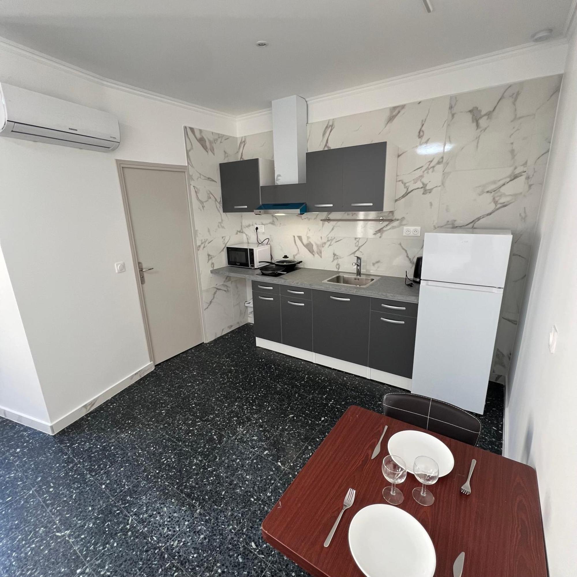 Suite St Charles, Canebiere, Vieux-Port Marseille Ngoại thất bức ảnh