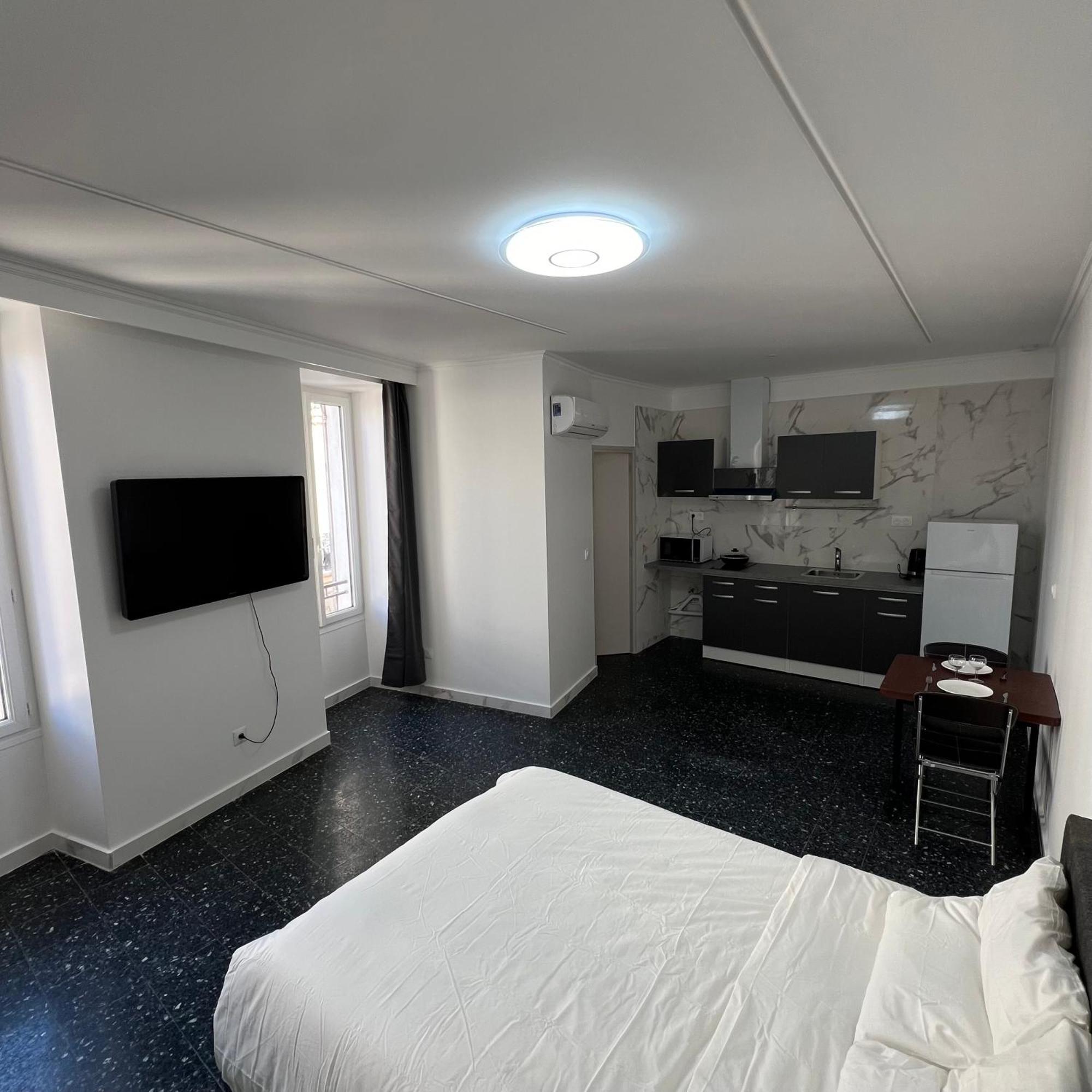 Suite St Charles, Canebiere, Vieux-Port Marseille Ngoại thất bức ảnh